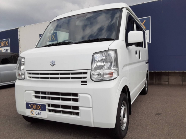 スズキ・エブリィバンの正面画像